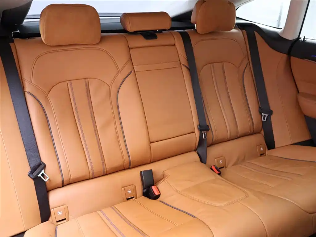 BMW 6 Series Gran Turismo 630i Luxury Line 2021