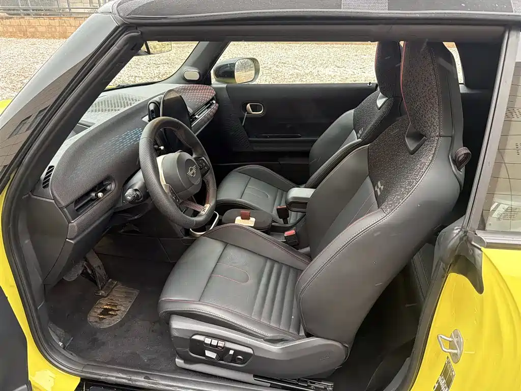 2025 MINI Cooper S Cabrio Artist