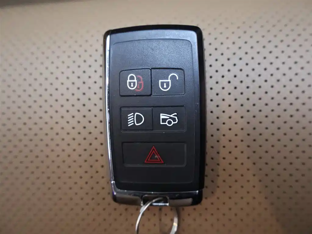 Jaguar XFL 2024 P250 RWD Premium Luxury Edition