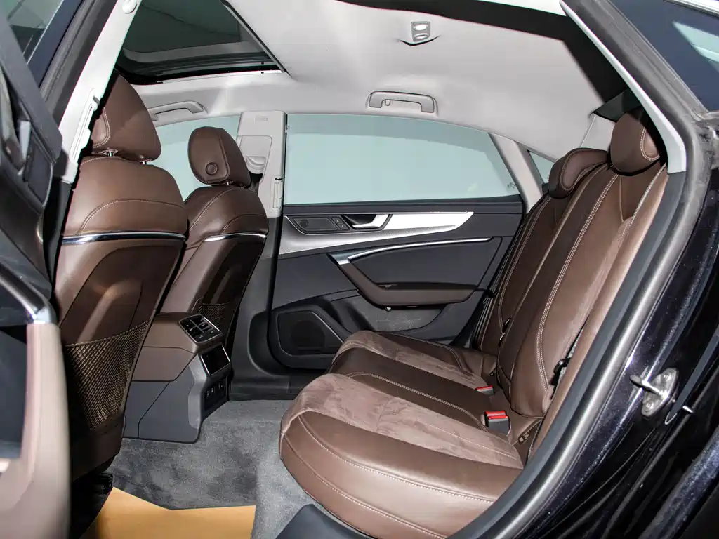 Audi A7L 2024 45 TFSI S-line Dream Edition Crystal Package