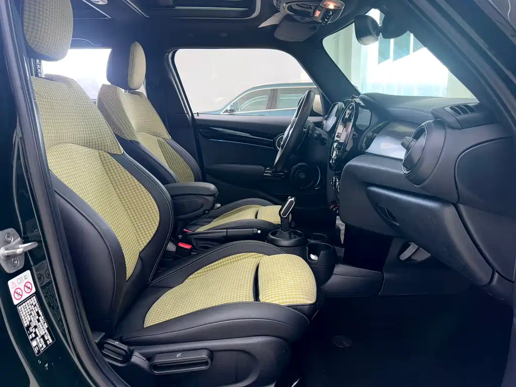 MINI 2023 2.0T COOPER S Artist 5-Door