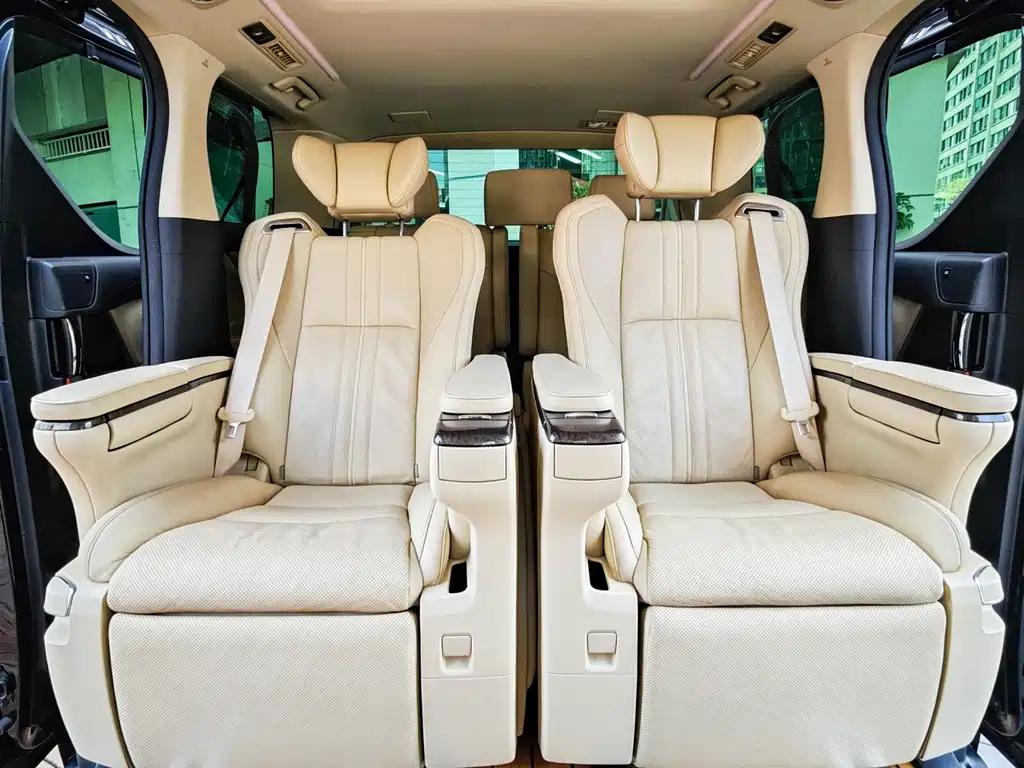 Toyota Vellfire 2021 Crown Hybrid 2.5L HV Premium Edition