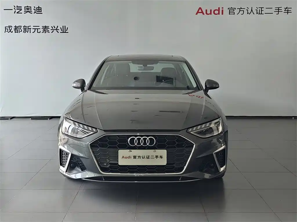 Audi A4L 2022 40 TFSI Sport