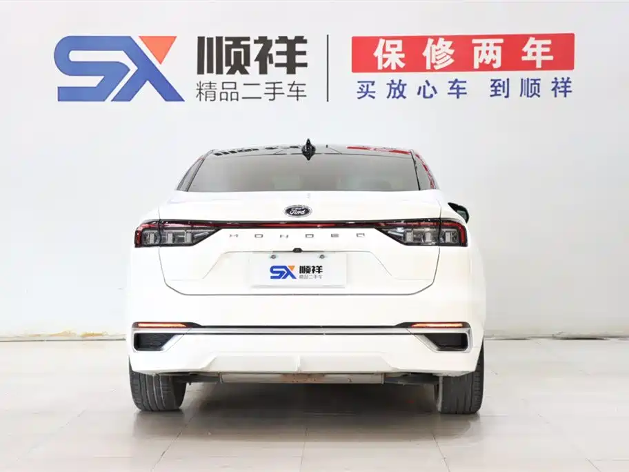 Ford Mondeo 2022 Facelift EcoBoost 245 Supreme Edition