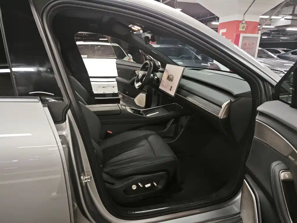 NIO Onvo L60 2024 60kWh RWD