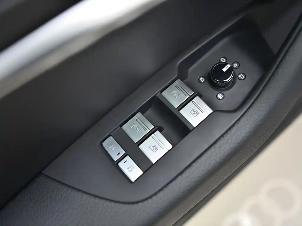 Audi A6L 2025 45 TFSI quattro Zhenxuan Dynamic Edition