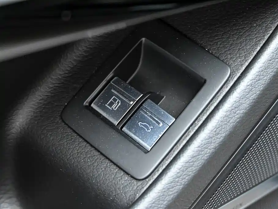 Audi A8L 60 TFSIe quattro Collector's Edition