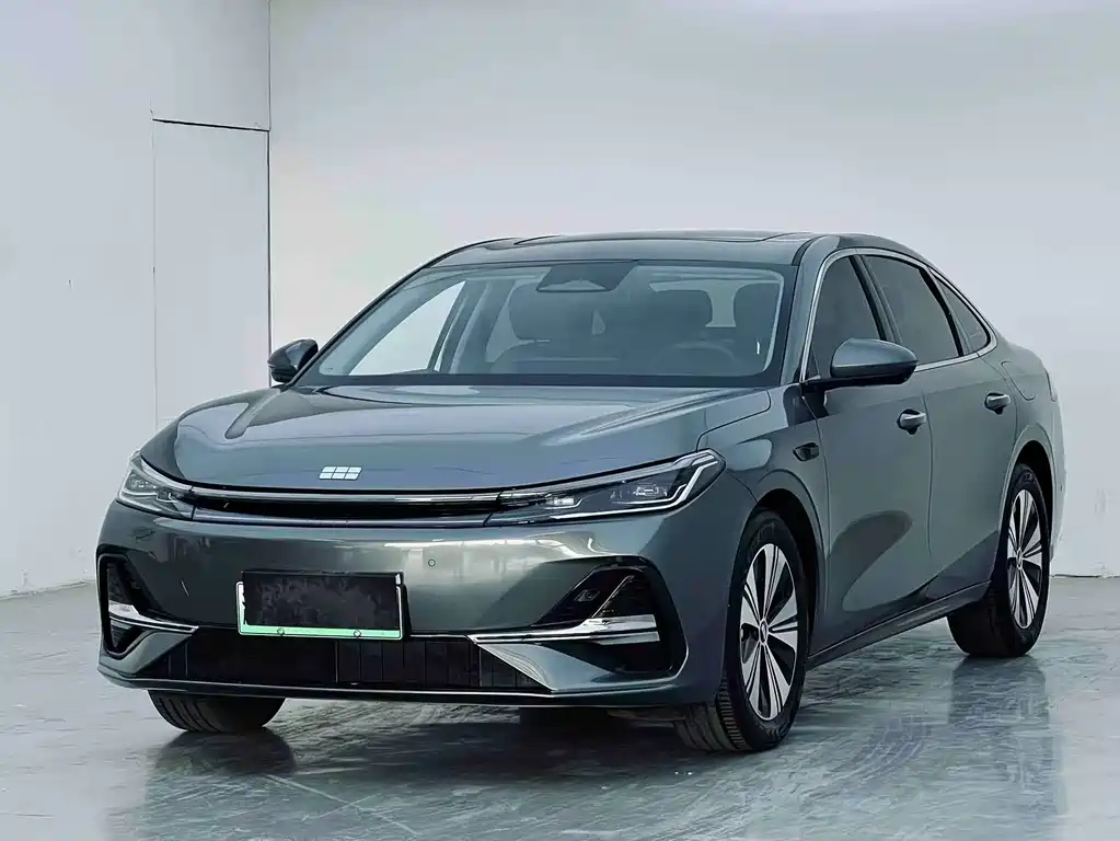 Geely Galaxy A7 2025 EM-i 150km Exploration+ Edition
