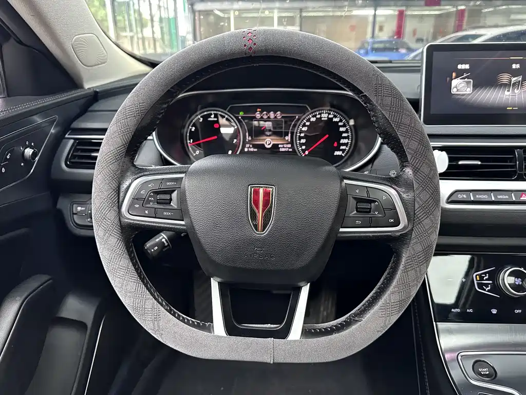 Hongqi H5 2020 1.5T DCT Qiyun Edition