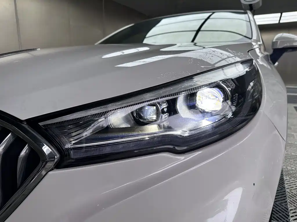Hongqi H5 2020 1.5T DCT Qiyun Edition