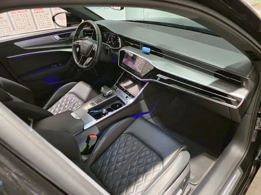 Audi A6L 2025 45 TFSI Premium Dynamic