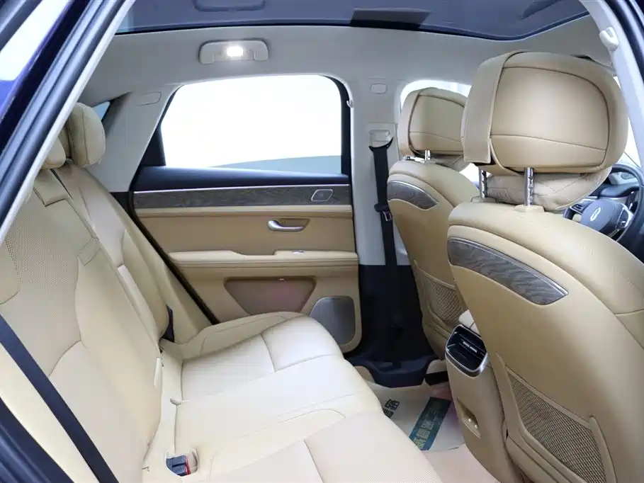 AITO M5 2022 EREV AWD Ultimate Edition