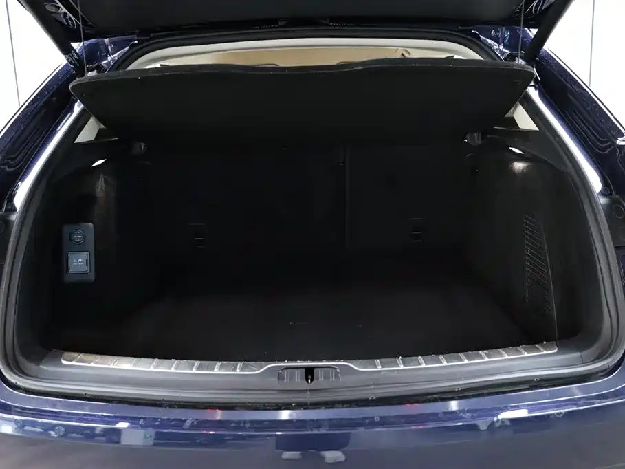 AITO M5 2022 EREV AWD Ultimate Edition