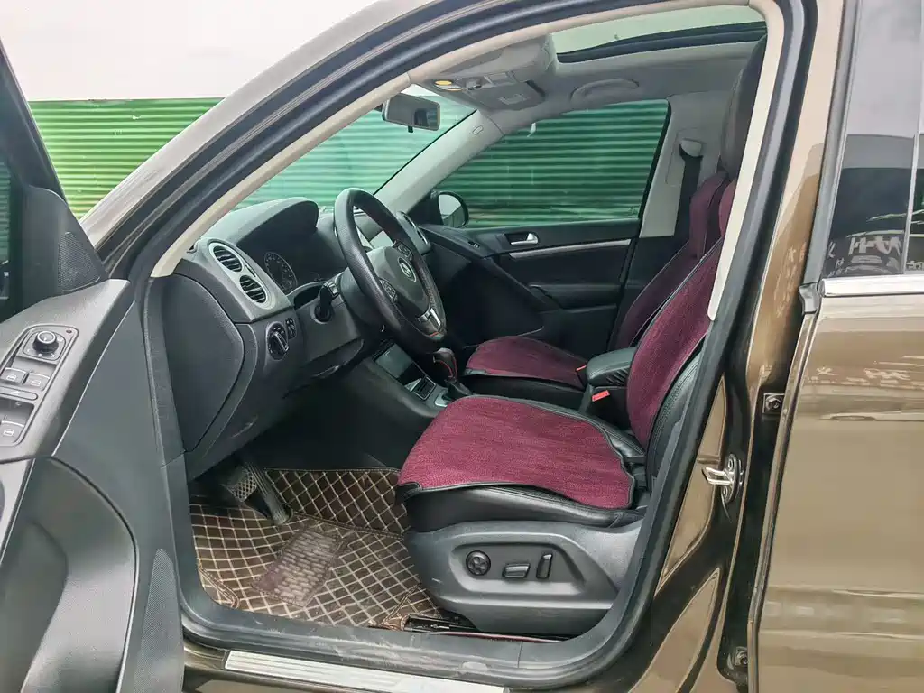 Volkswagen Tiguan 2015 1.8TSI Automatic FWD Comfort Edition