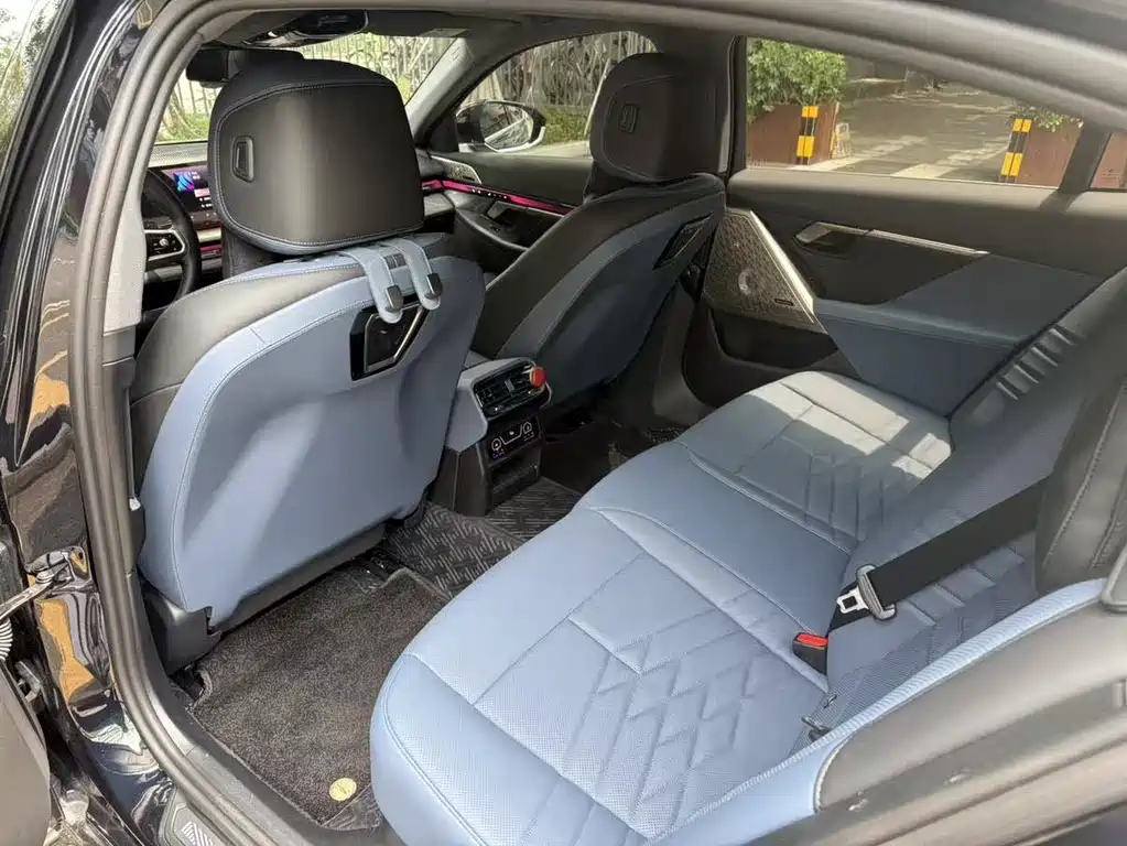 BMW 5 Series 2024 530Li Exclusive Edition M Sport Package