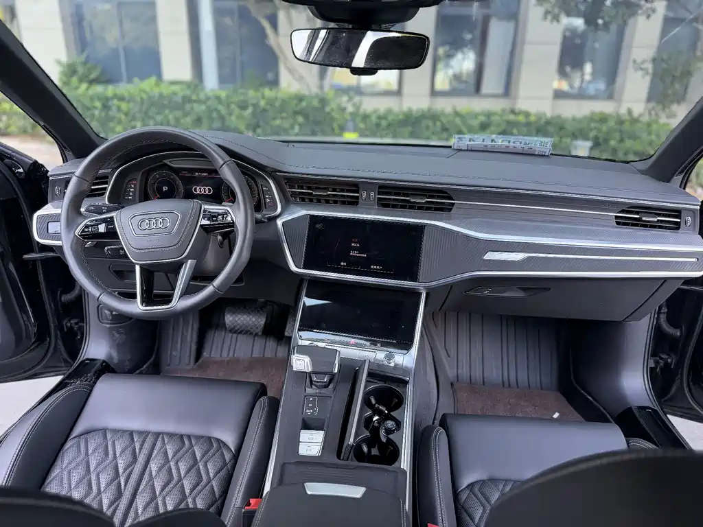 Audi A6L 2025 45 TFSI Zhenxuan Dynamic Edition