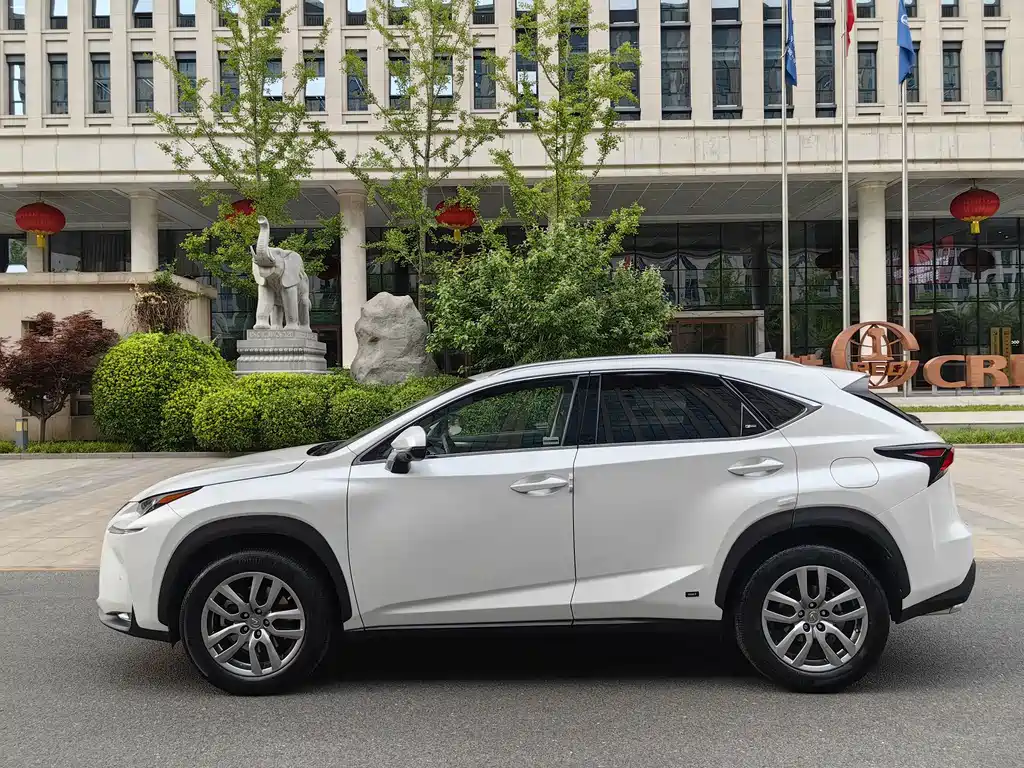 Lexus NX 2015 200t AWD F Sport