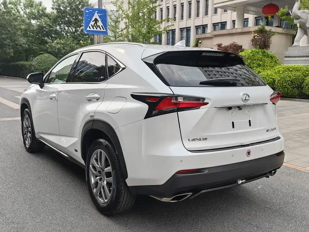 Lexus NX 2015 200t AWD F Sport