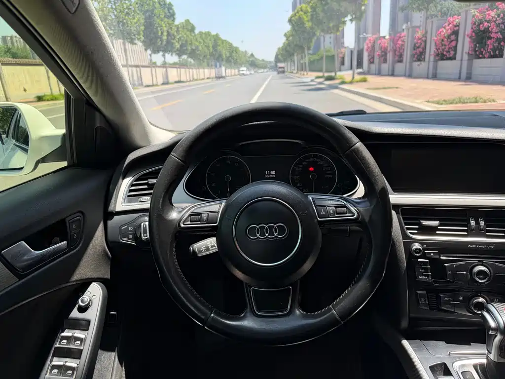 Audi A4L 2013 35 TFSI Automatic Standard