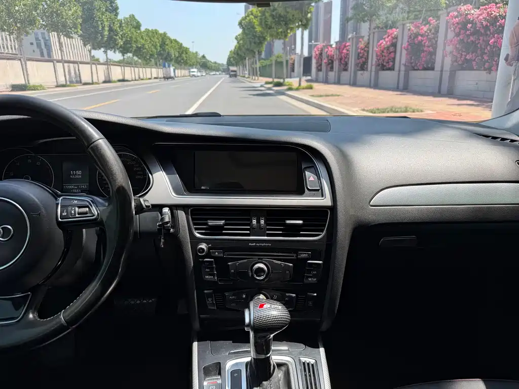 Audi A4L 2013 35 TFSI Automatic Standard