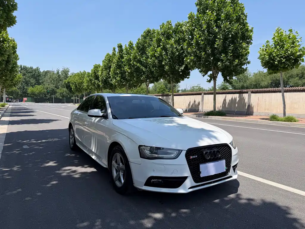 Audi A4L 2013 35 TFSI Automatic Standard