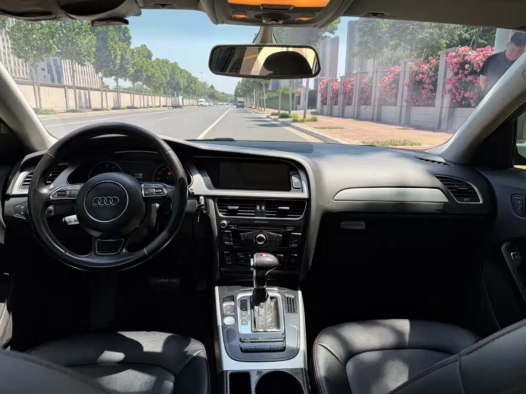 Audi A4L 2013 35 TFSI Automatic Standard
