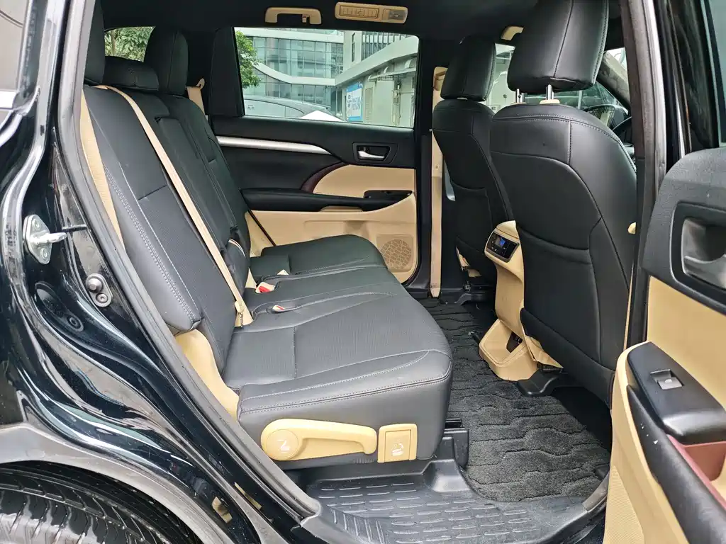 Toyota Highlander 2015 2.0T AWD Elite Edition 7-Seater