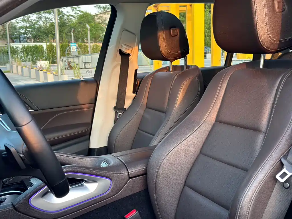 Mercedes-Benz GLS 450 4MATIC