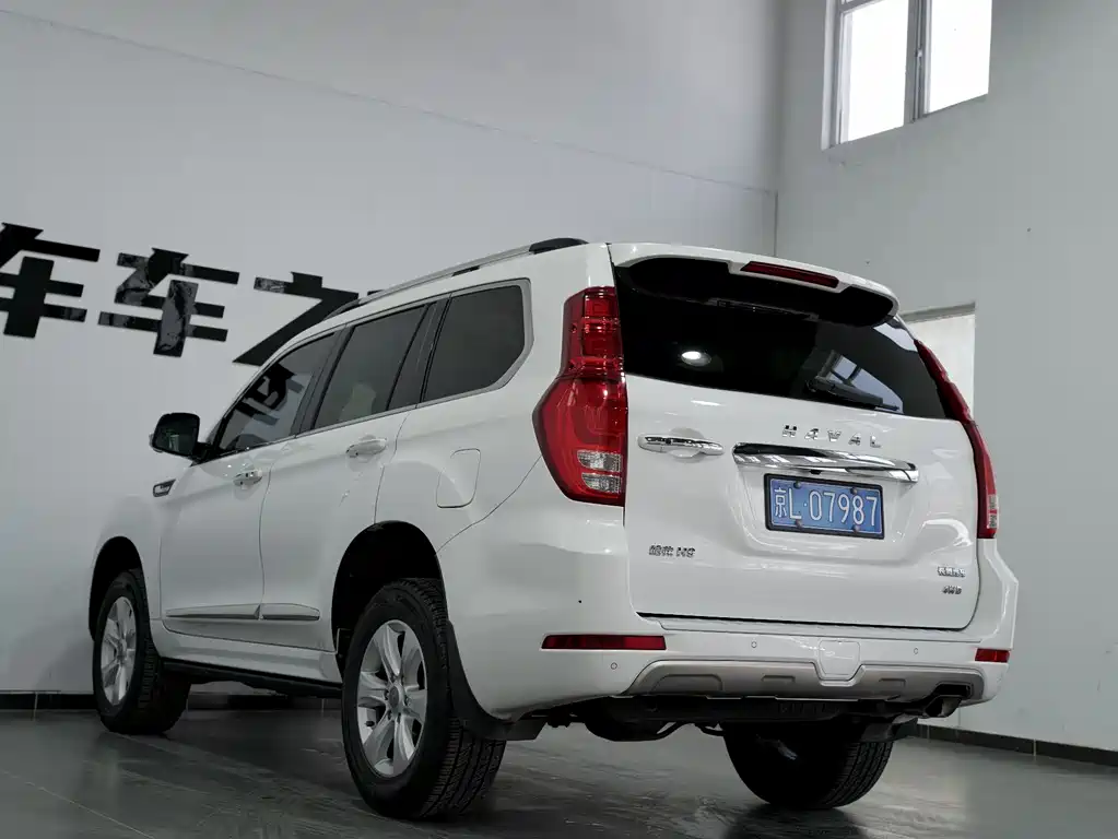 Haval H9 2017 2.0T Gasoline 4WD Premium 5-Seater