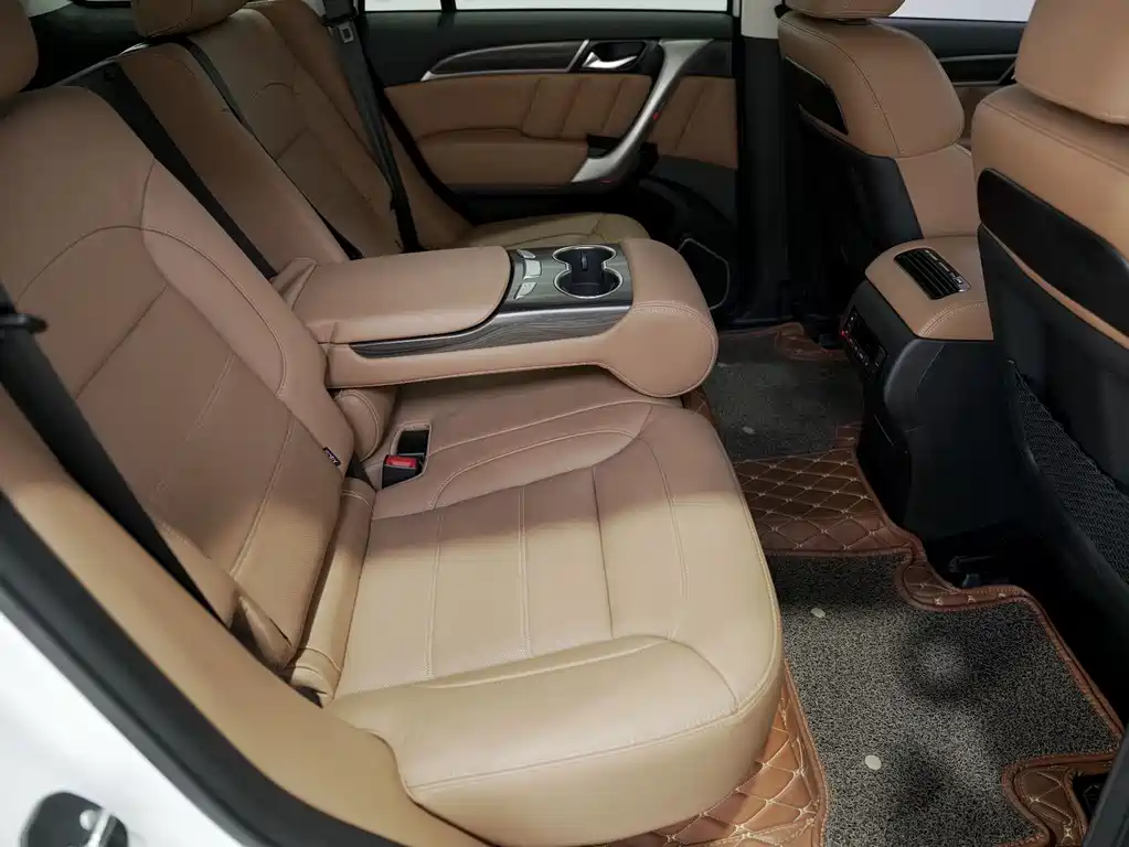 Haval H9 2017 2.0T Gasoline 4WD Premium 5-Seater
