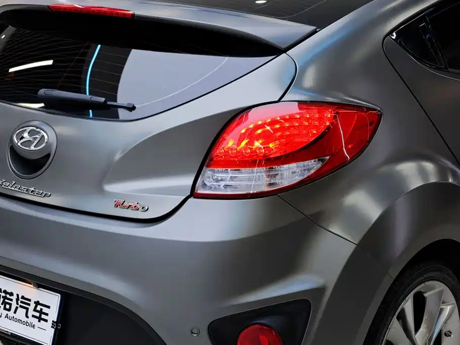 Hyundai Veloster 2015 1.6T Automatic Luxury Edition