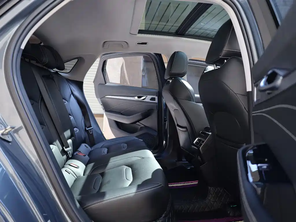 Geely Xingrui 2021 2.0TD Luxury+