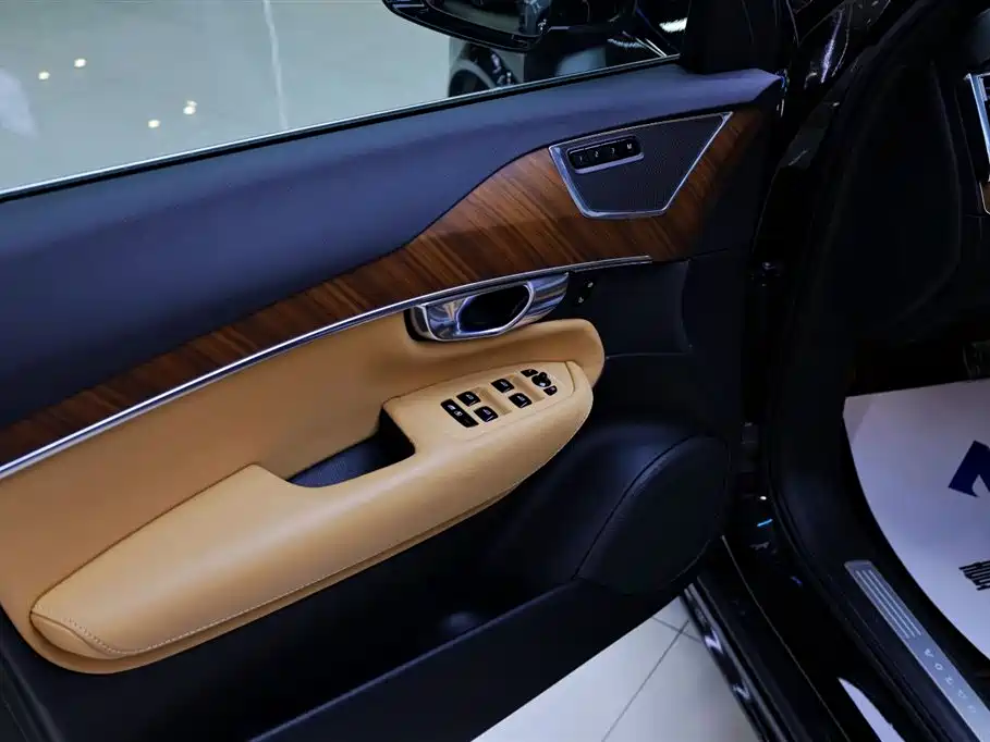 Volvo XC90 2018 T6 Inscription 7-Seater