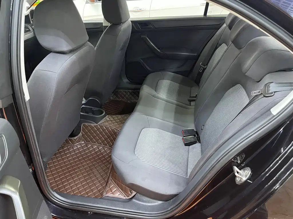 Santana 2016 1.6L Manual Fengshang Edition