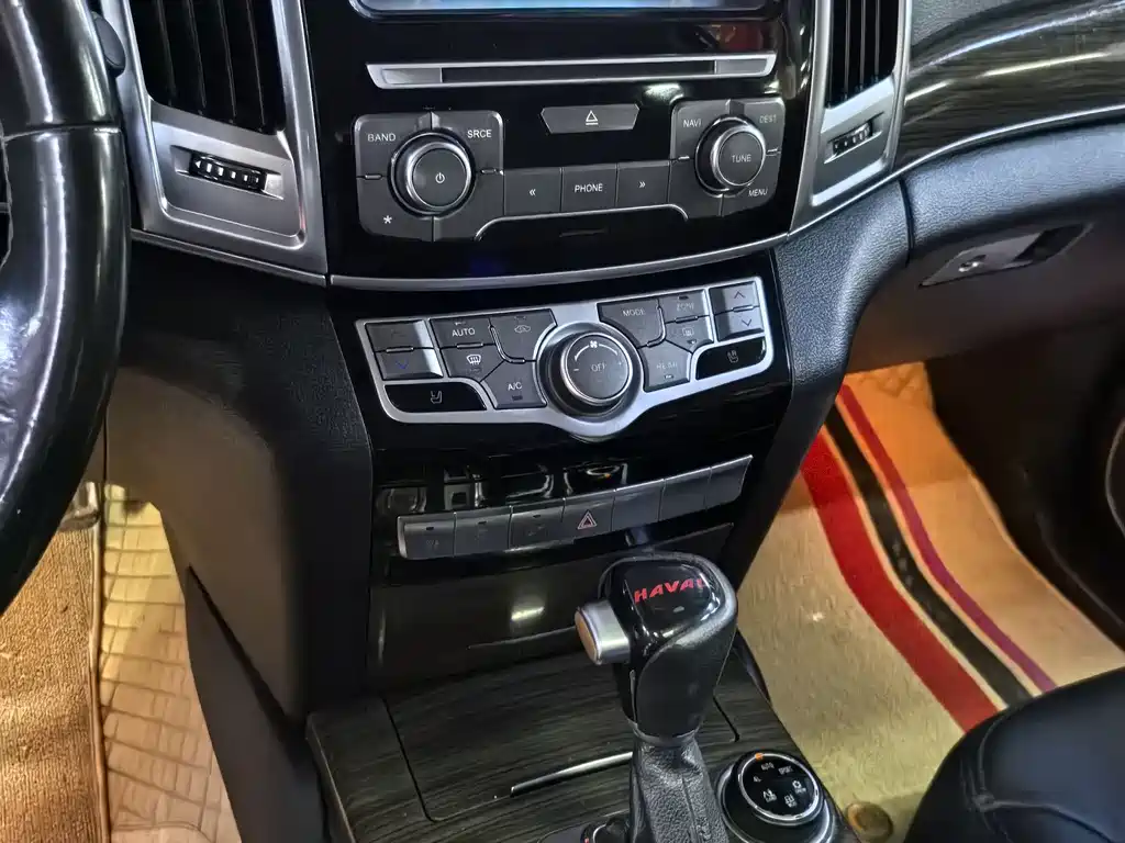 Haval H9 2015 2.0T AWD Luxury Edition 7-Seater