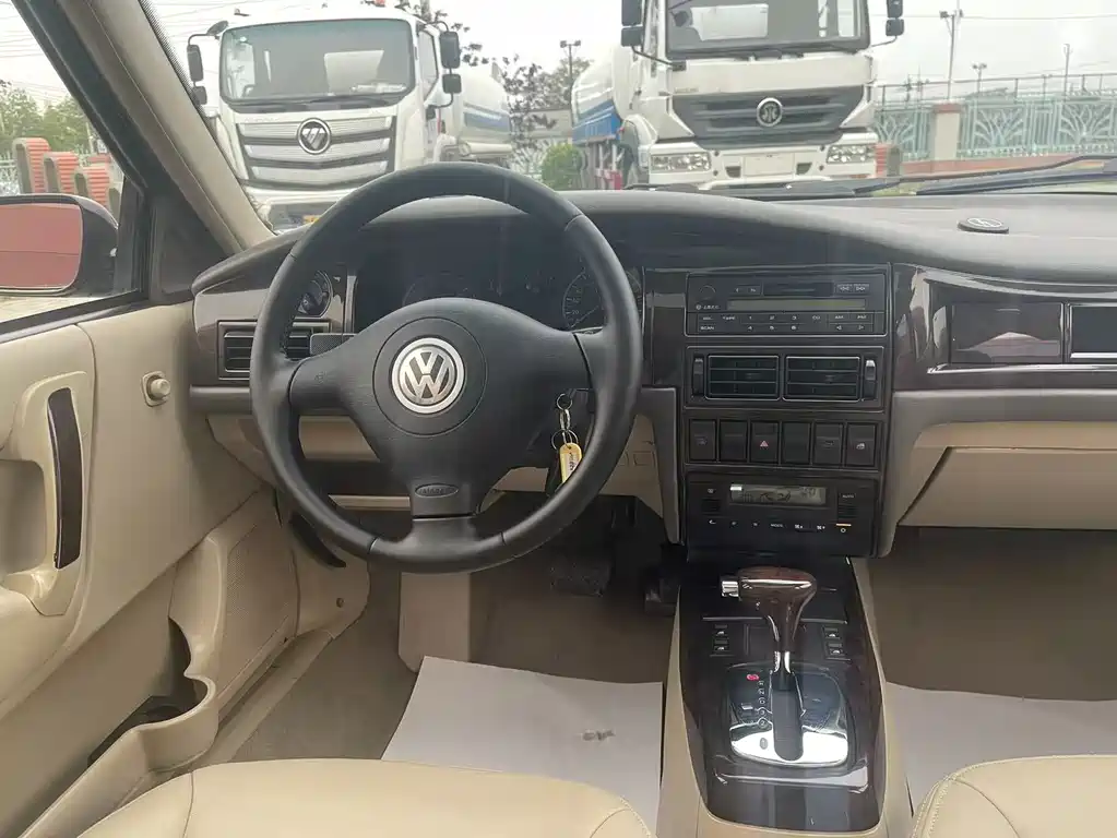 Volkswagen Santana Zhijun 2007 2.0 AT Luxury