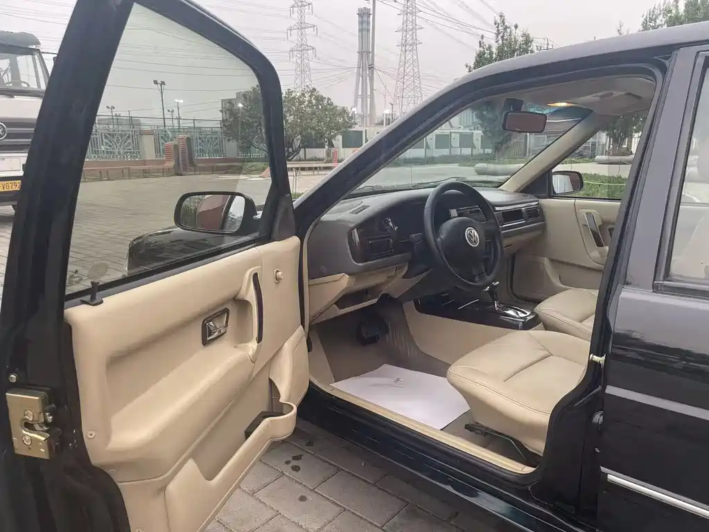 Volkswagen Santana Zhijun 2007 2.0 AT Luxury