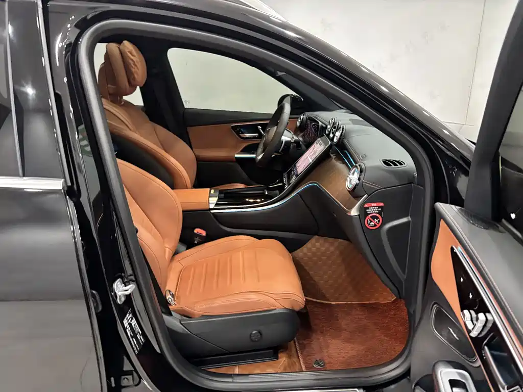 Mercedes-Benz GLC 2025 Facelift GLC 300 L 4MATIC Dynamic Edition 5-seat