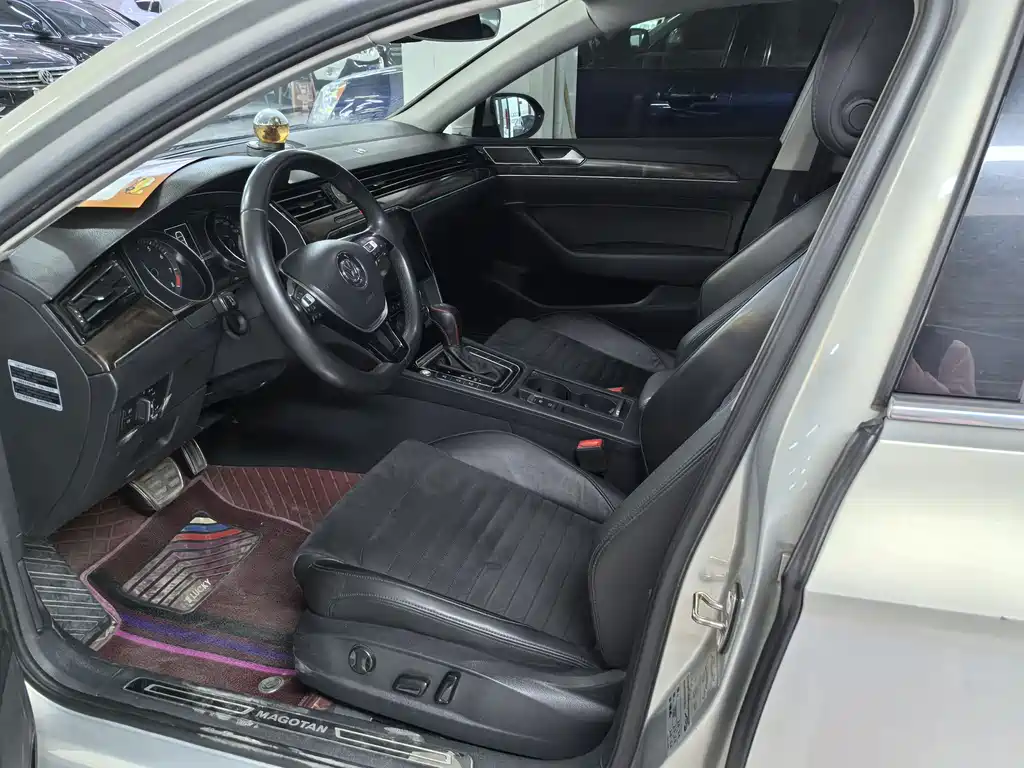 Magotan 2017 330TSI DSG Luxury