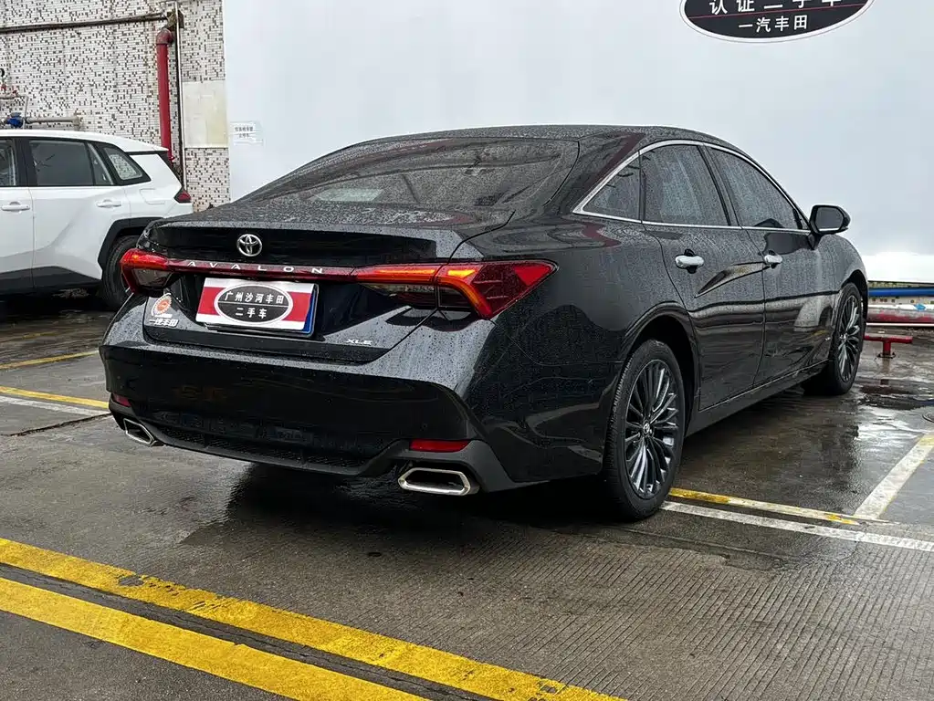 Toyota Avalon 2019 2.0L XLE Premium Edition China VI