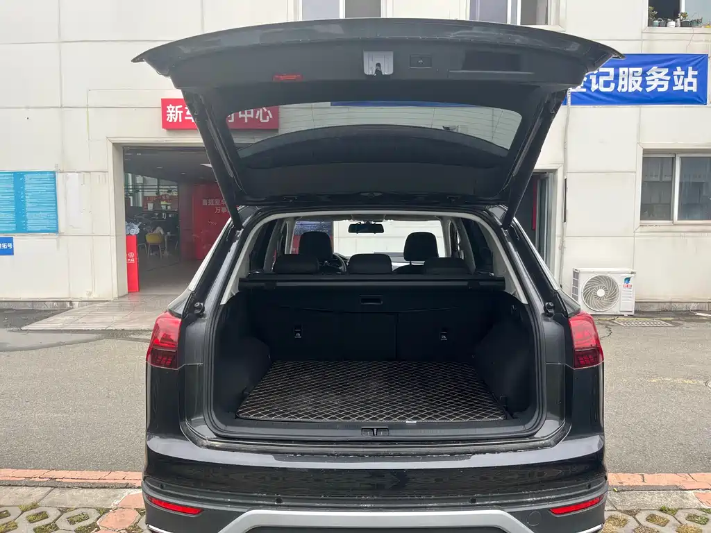Volkswagen Tayron 2022 330TSI 2WD Luxury Smart Connect Edition
