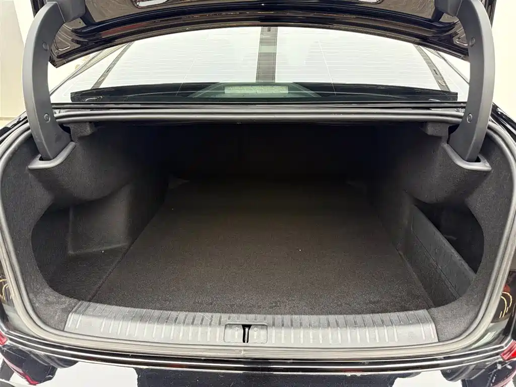 Volkswagen Passat 2022 330TSI Starry Sky Elite Edition