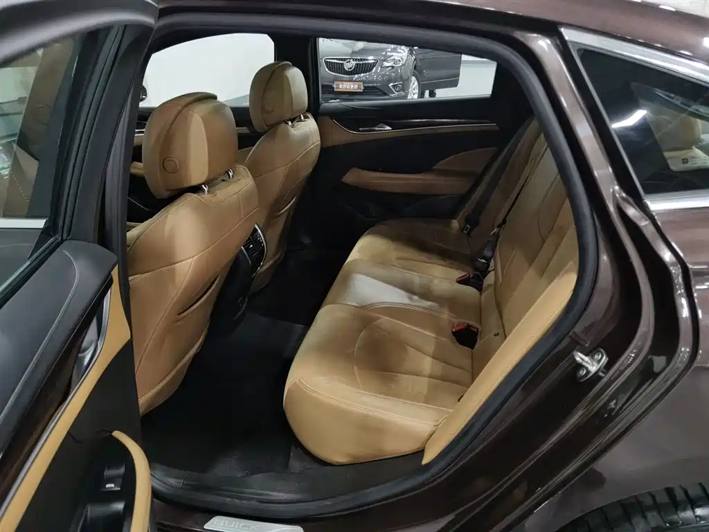 Buick LaCrosse 2018 28T Elite