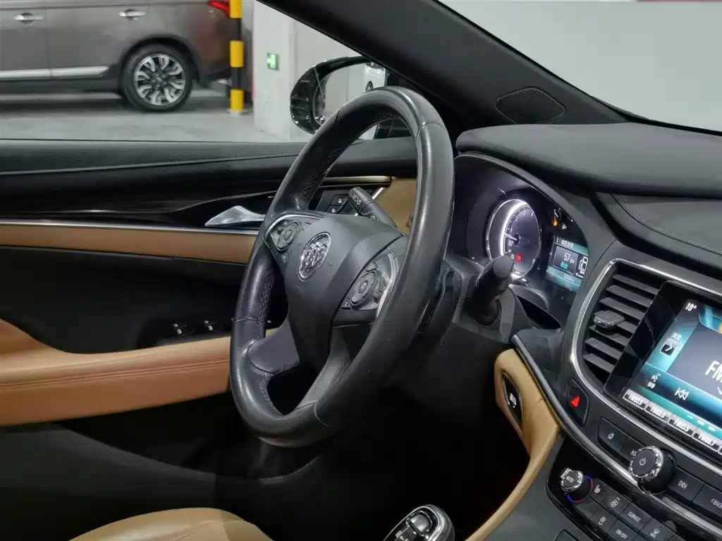 Buick LaCrosse 2018 28T Elite