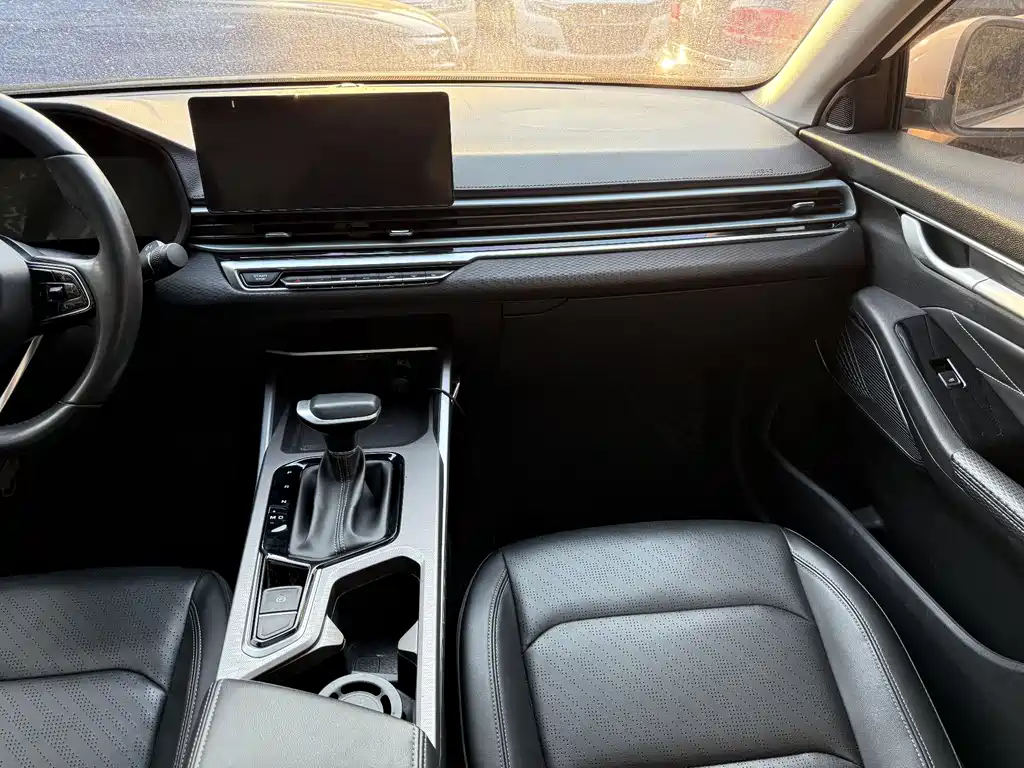 Geely Emgrand 2022 4th Gen 1.5L CVT Luxury