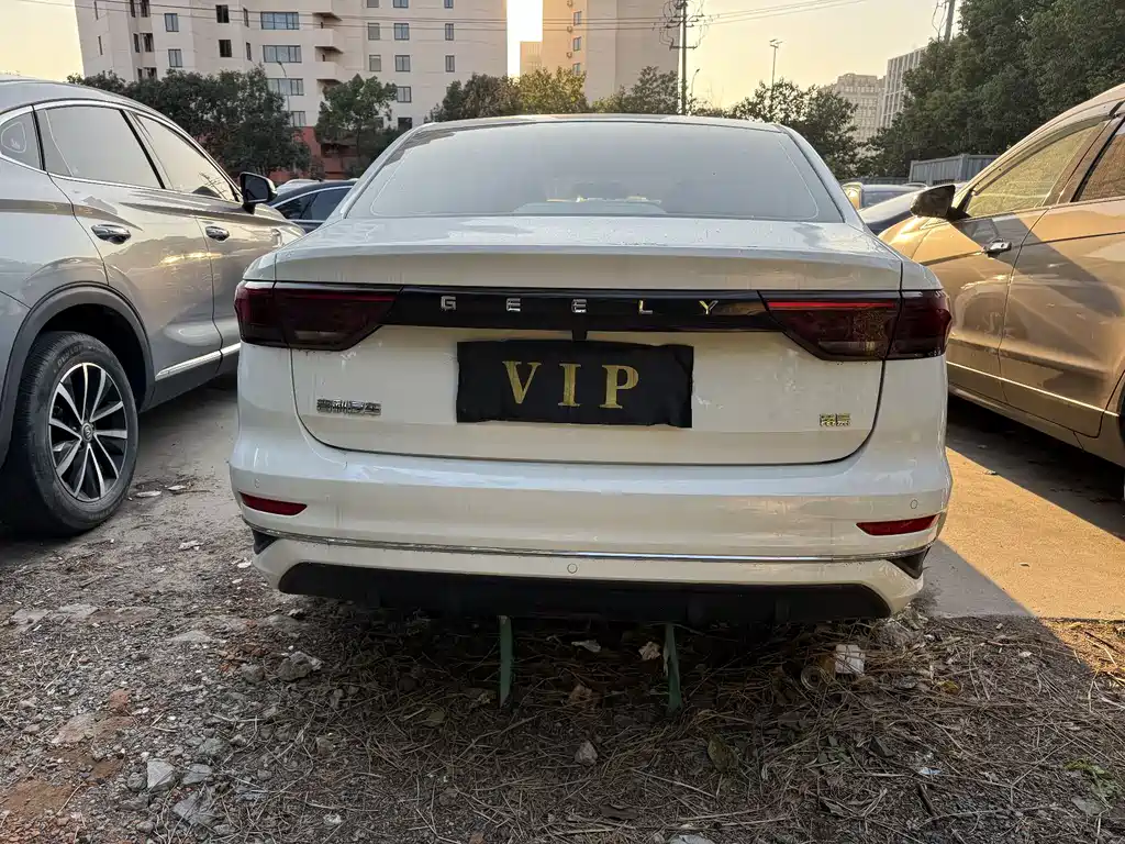 Geely Emgrand 2022 4th Gen 1.5L CVT Luxury