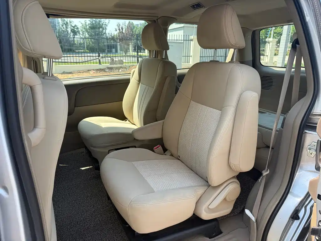 Buick GL8 2014 2.4L Classic Edition