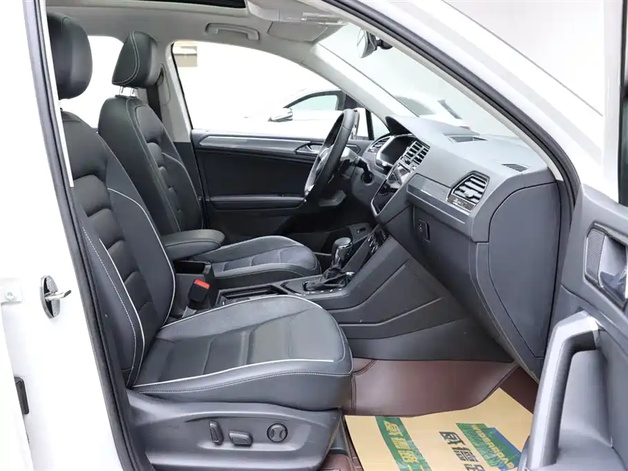 Tiguan L 2019 330TSI Automatic FWD R-Line Flagship Edition China VI