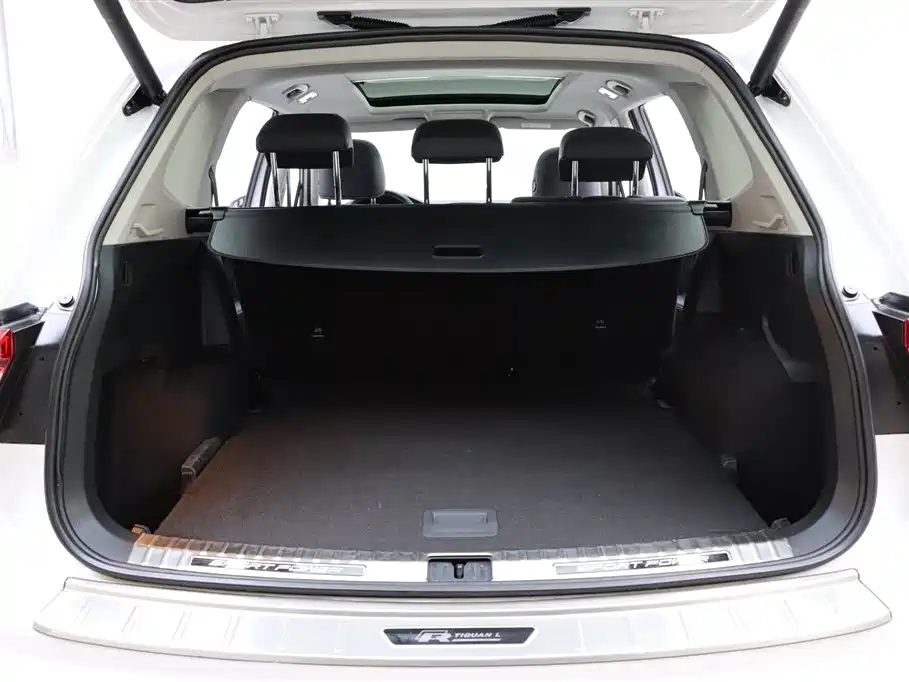 Tiguan L 2019 330TSI Automatic FWD R-Line Flagship Edition China VI