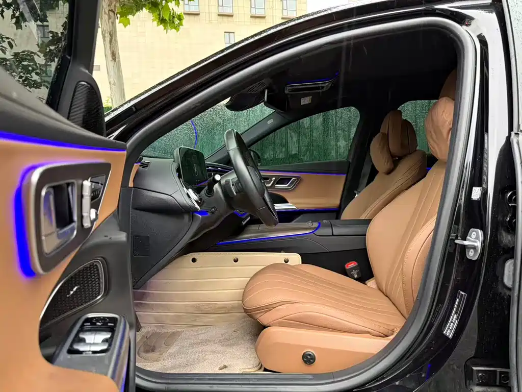 Mercedes-Benz E-Class NEV 2024 E 350 e L Plug-in Hybrid Sedan